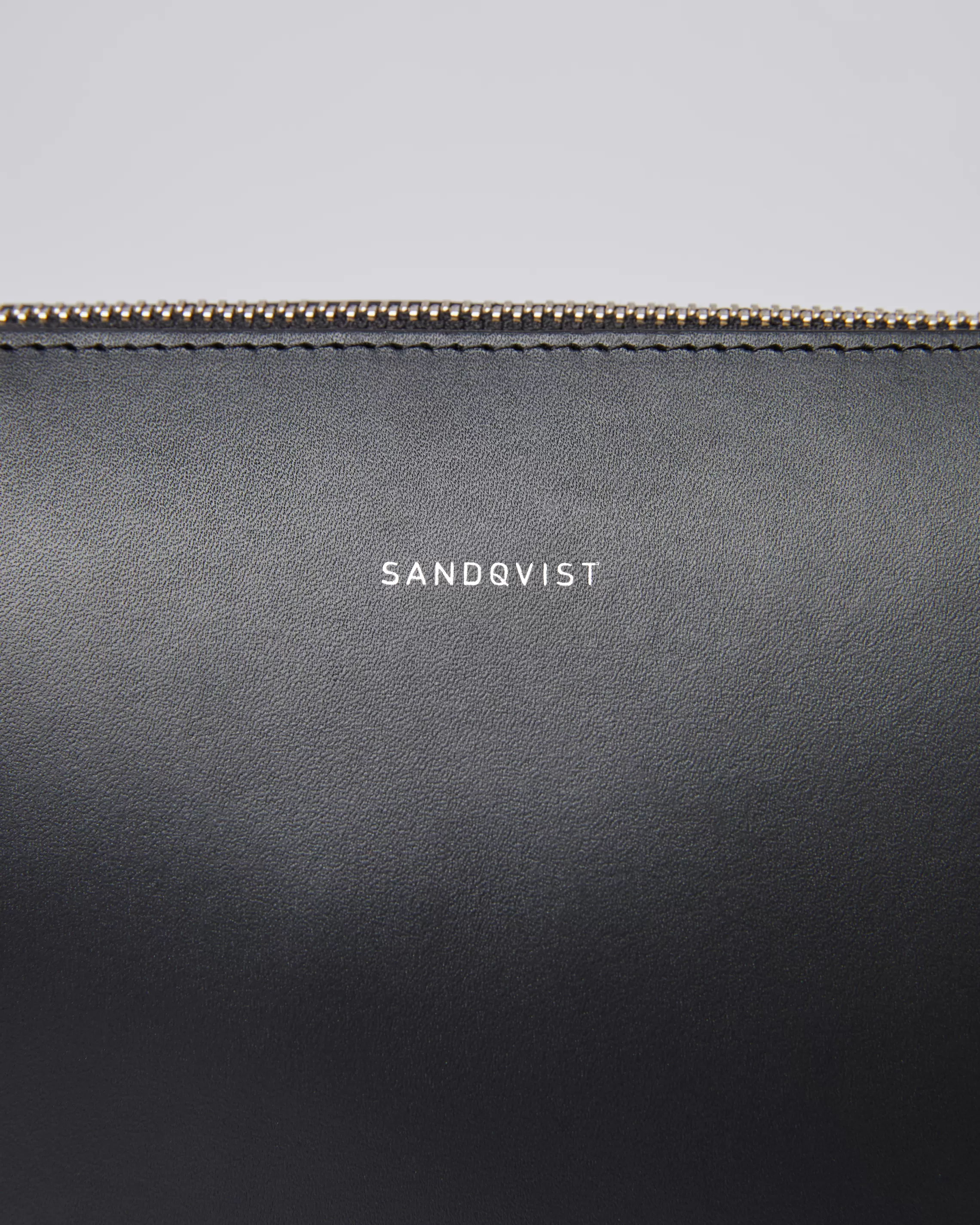 Sandqvist Frances Black Shop