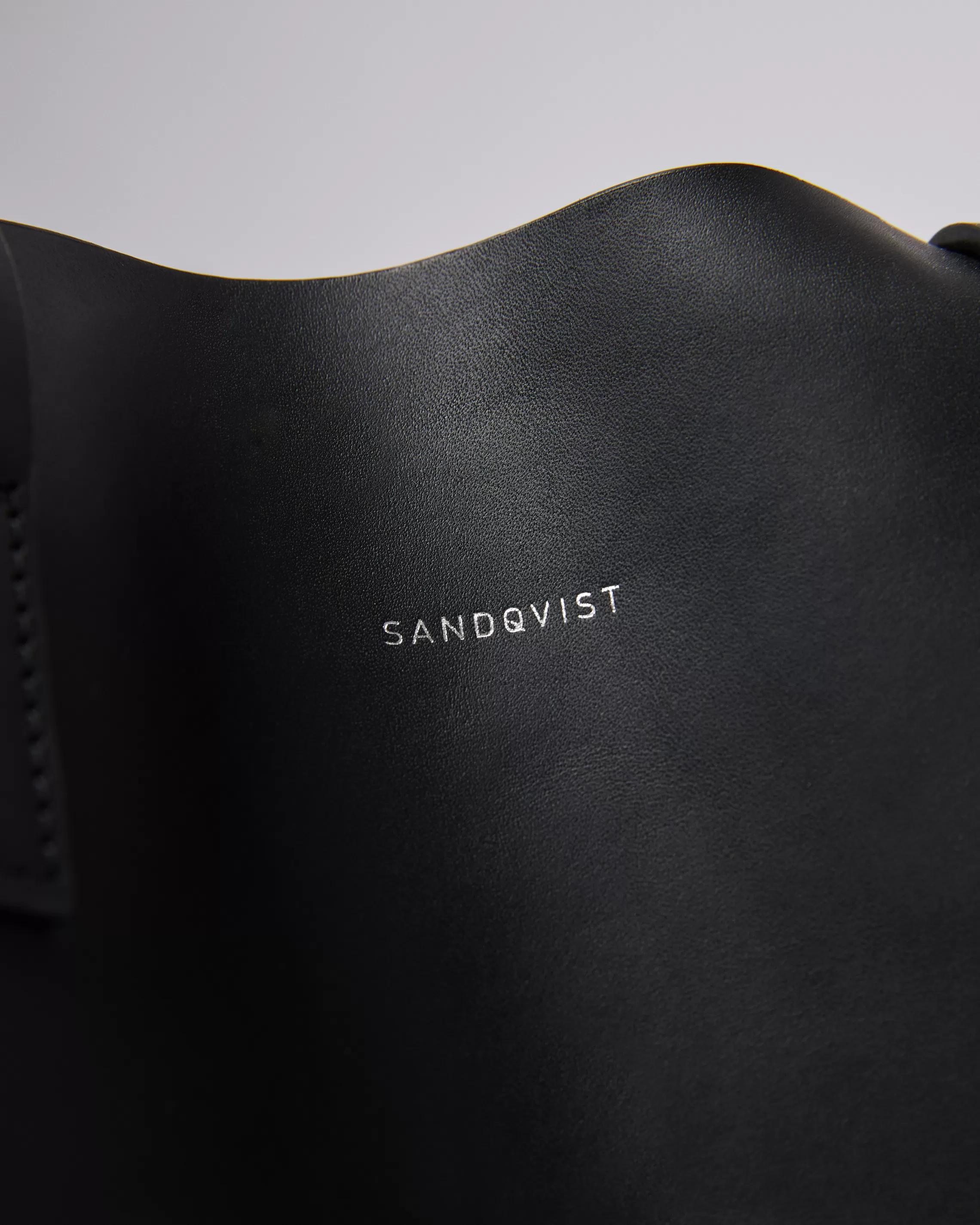 Sandqvist Iris Black Outlet